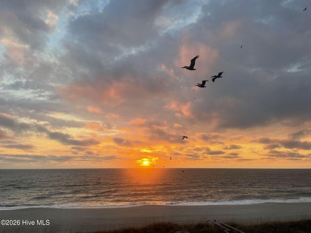 301 Carolina Beach Avenue S Unit 2, Carolina Beach, NC 28428