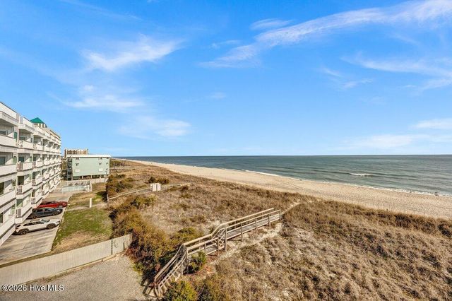 301 Carolina Beach Avenue S Unit 2, Carolina Beach, NC 28428