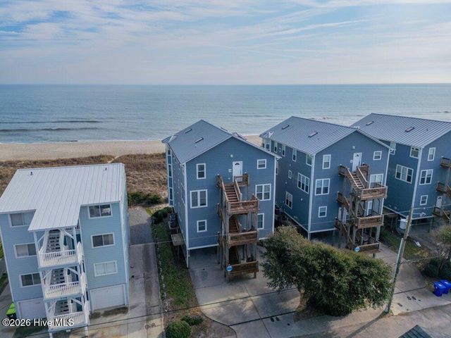 301 Carolina Beach Avenue S Unit 2, Carolina Beach, NC 28428