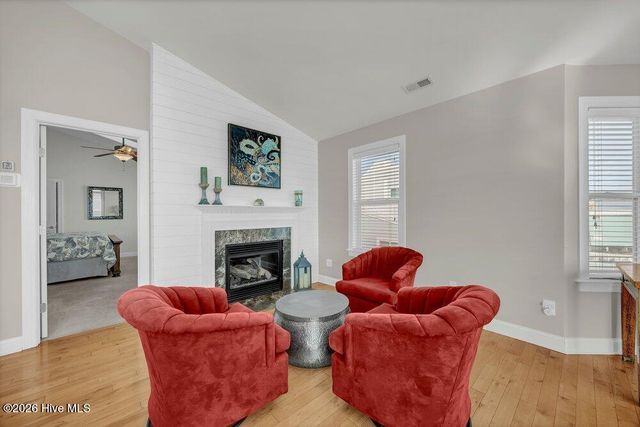 301 Carolina Beach Avenue S Unit 2, Carolina Beach, NC 28428