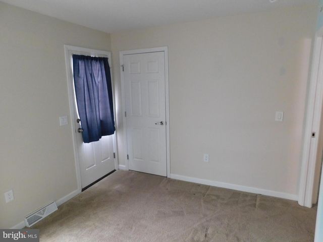 5 SANDPIPER DR, Bechtelsville, PA 19505