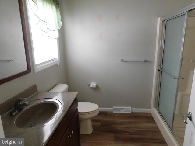 5 SANDPIPER DR, Bechtelsville, PA 19505