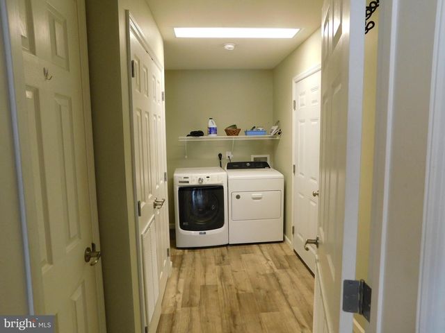 5 SANDPIPER DR, Bechtelsville, PA 19505