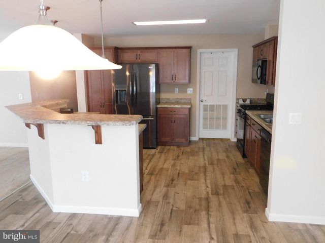 5 SANDPIPER DR, Bechtelsville, PA 19505