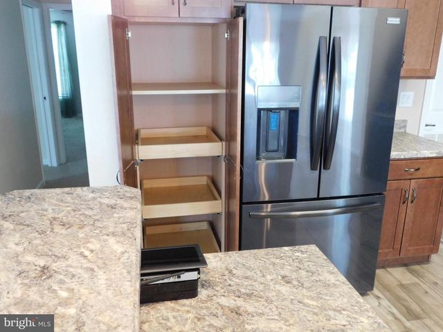 5 SANDPIPER DR, Bechtelsville, PA 19505