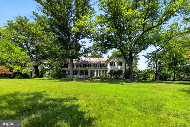 6693 GROVELAND RD, Pipersville, PA 18947