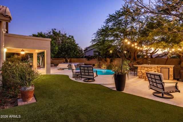 15842 N 7TH Drive, Phoenix, AZ 85023