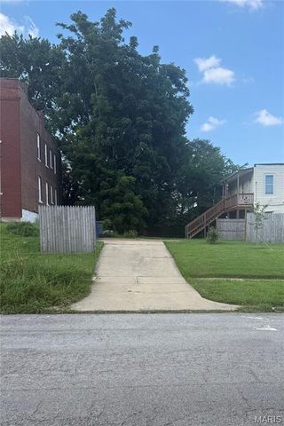 2639 Brannon Avenue, St Louis, MO 63139