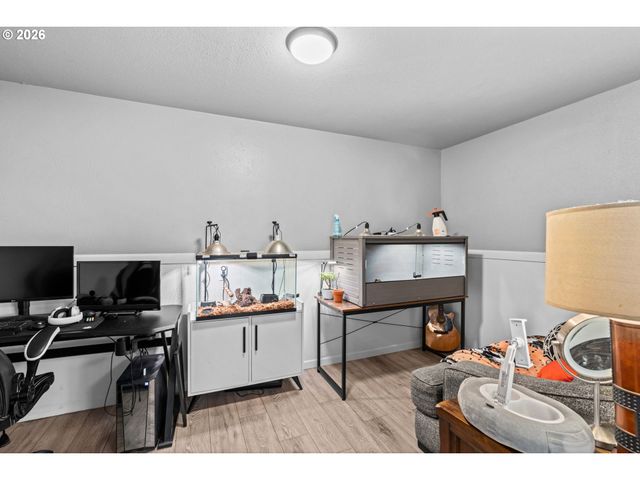 4033 HANNA St, Roseburg, OR 97471