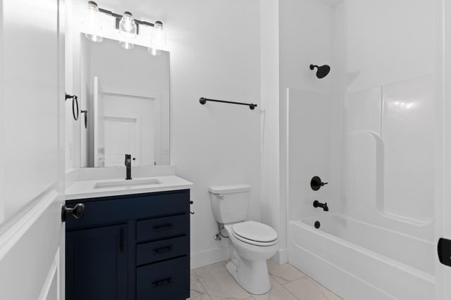 3311+ Aberdeen Row, Chattanooga, TN 37410