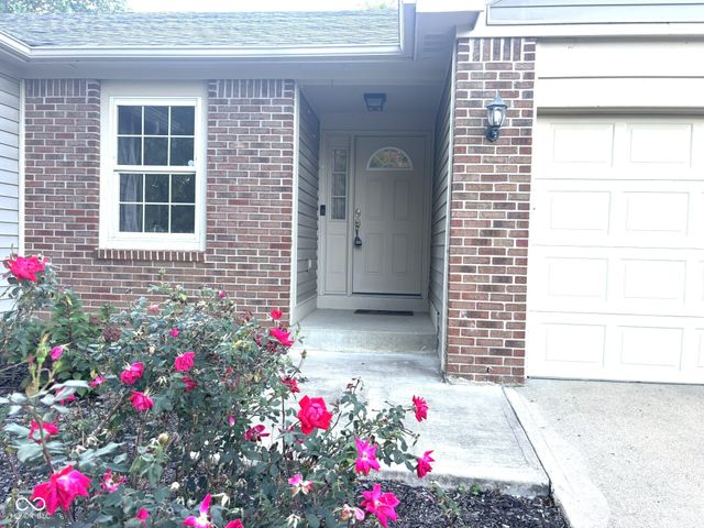 2498 S Brandywine Trail, Greenfield, IN 46140