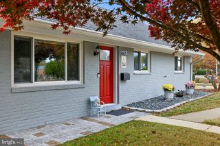 7137 MURRAY LN, Annandale, VA 22003