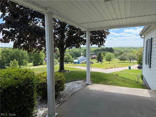 609 Jewell Road, Parkersburg, WV 26101