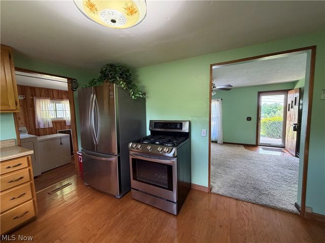 609 Jewell Road, Parkersburg, WV 26101