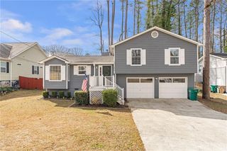 2670 Linnwood Drive SE, Smyrna, GA 30080