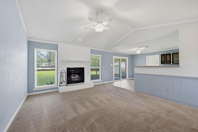 103 Seminole Drive, Gainesville, TX 76240