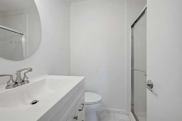103 Seminole Drive, Gainesville, TX 76240
