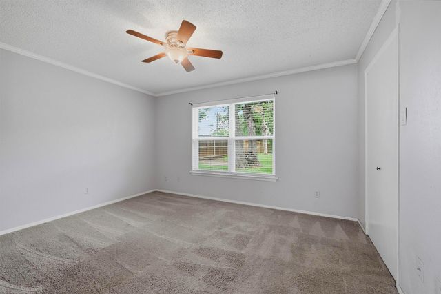 103 Seminole Drive, Gainesville, TX 76240