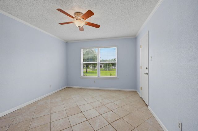 103 Seminole Drive, Gainesville, TX 76240