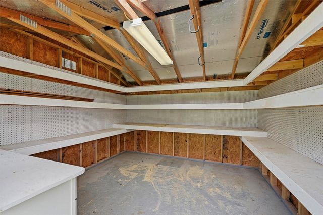 103 Seminole Drive, Gainesville, TX 76240