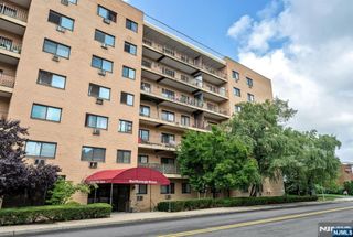 44 S Main Street 6J, Lodi, NJ 07644