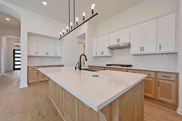 6515 Redwood Forest Drive, Manvel, TX 77578