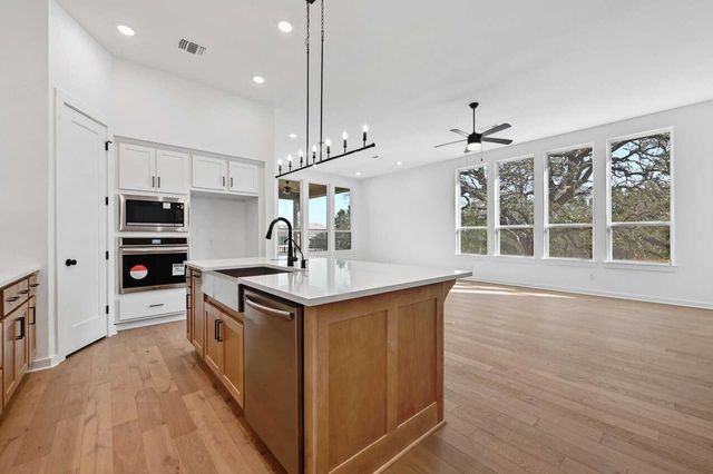 6515 Redwood Forest Drive, Manvel, TX 77578