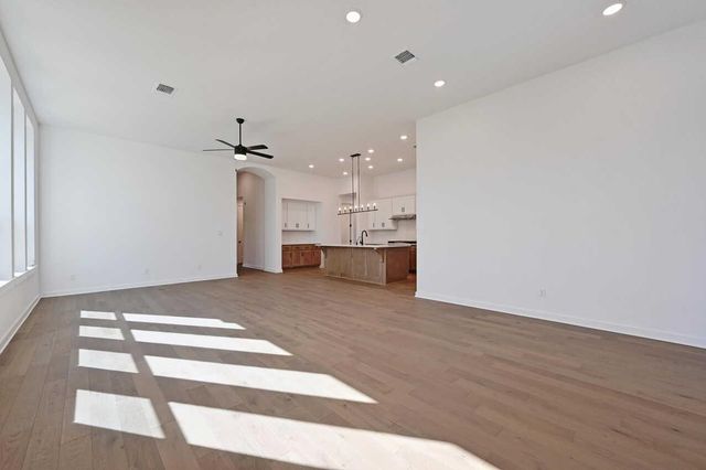 6515 Redwood Forest Drive, Manvel, TX 77578