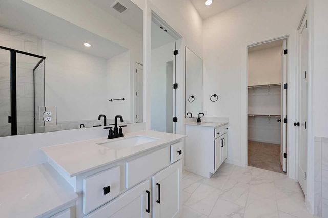 6515 Redwood Forest Drive, Manvel, TX 77578