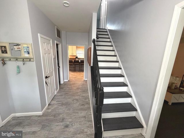 24 NEVILLE CT, Stafford, VA 22554