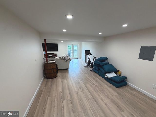 24 NEVILLE CT, Stafford, VA 22554