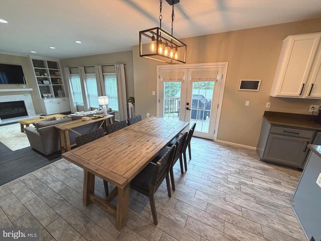 24 NEVILLE CT, Stafford, VA 22554