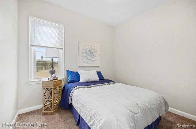 20801 Elroy Avenue, Warren, MI 48089