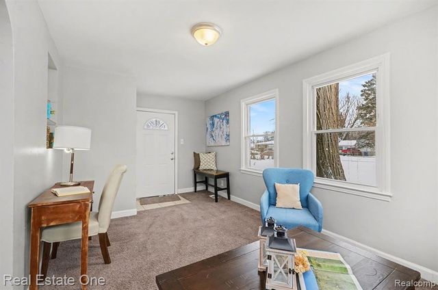 20801 Elroy Avenue, Warren, MI 48089