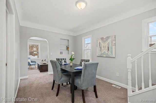 20801 Elroy Avenue, Warren, MI 48089