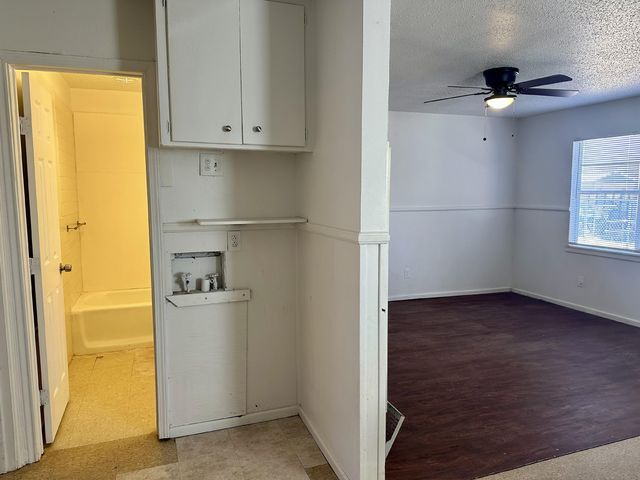 1119 46th Street, B, Lubbock, TX 79412