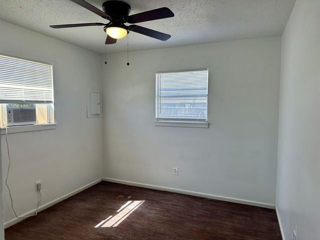 1119 46th Street, B, Lubbock, TX 79412