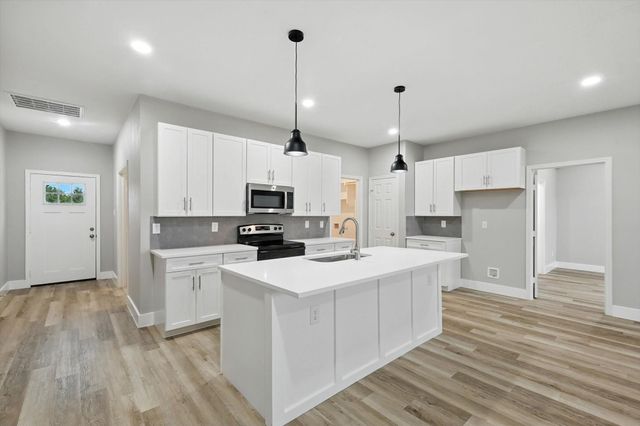 106 Center Drive, East Tawakoni, TX 77007