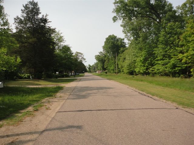 1920 S 15th Street, Niles, MI 49120