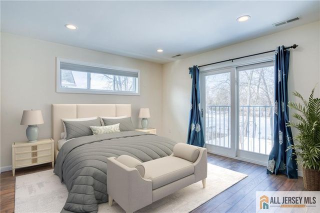 25 Haag Street, Sayreville, NJ 08872