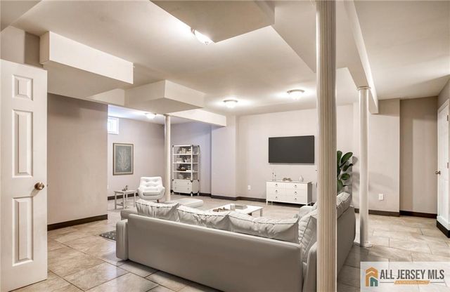 25 Haag Street, Sayreville, NJ 08872