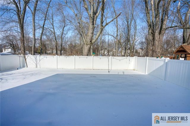 25 Haag Street, Sayreville, NJ 08872