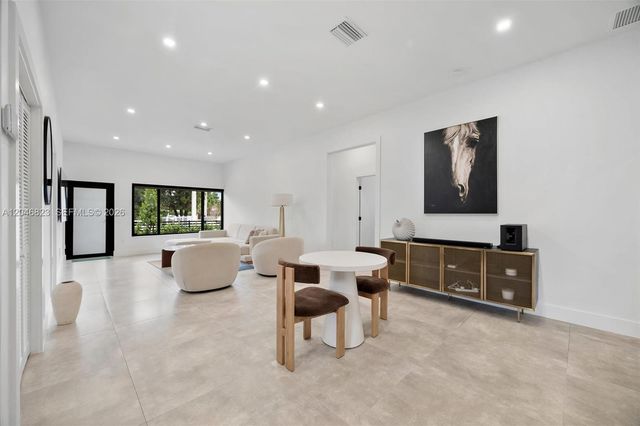 95 NW 52nd St, Miami, FL 33127