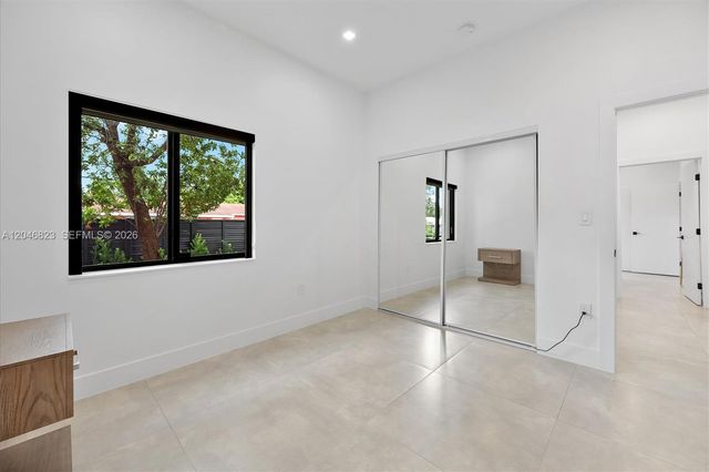 95 NW 52nd St, Miami, FL 33127