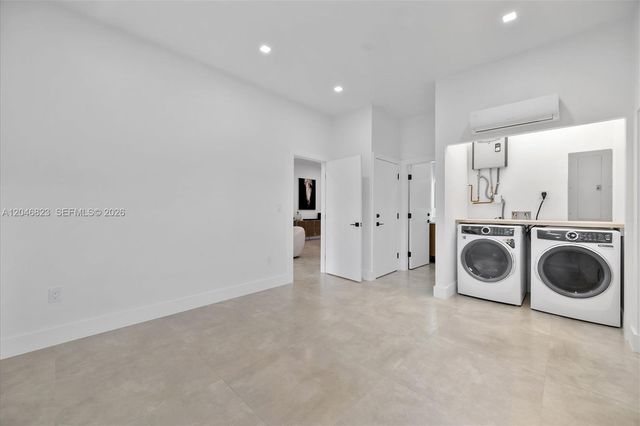 95 NW 52nd St, Miami, FL 33127