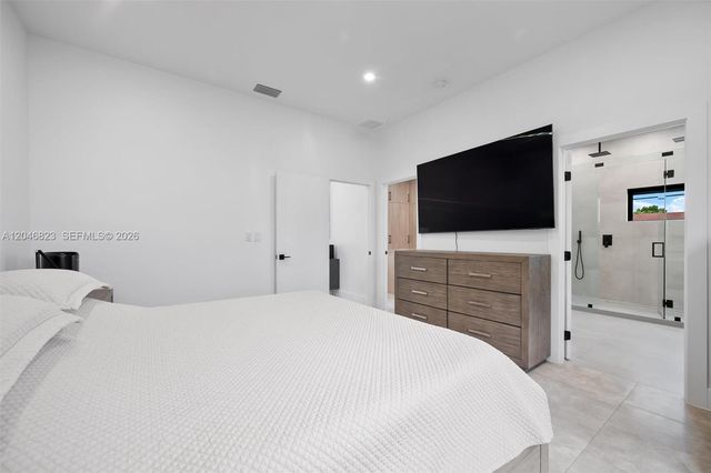 95 NW 52nd St, Miami, FL 33127