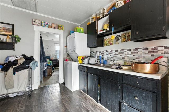 902 5TH Avenue, Council Bluffs, IA 51501