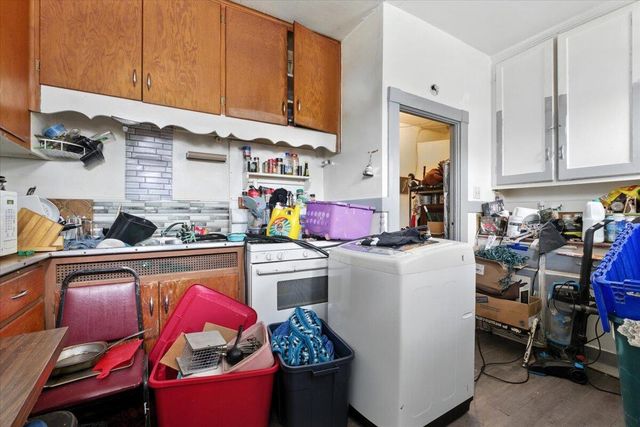 902 5TH Avenue, Council Bluffs, IA 51501