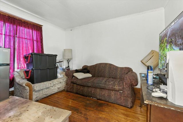 902 5TH Avenue, Council Bluffs, IA 51501