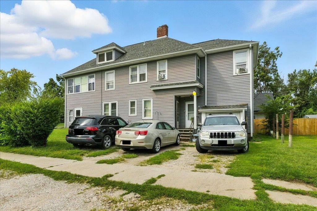 902 5TH Avenue, Council Bluffs, IA 51501